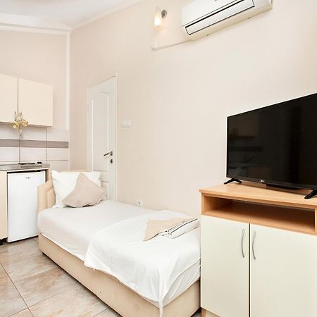 Apartments Mik5 - Famous Beach Jaz Budva Dış mekan fotoğraf