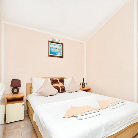 Apartments Mik5 - Famous Beach Jaz Budva Dış mekan fotoğraf